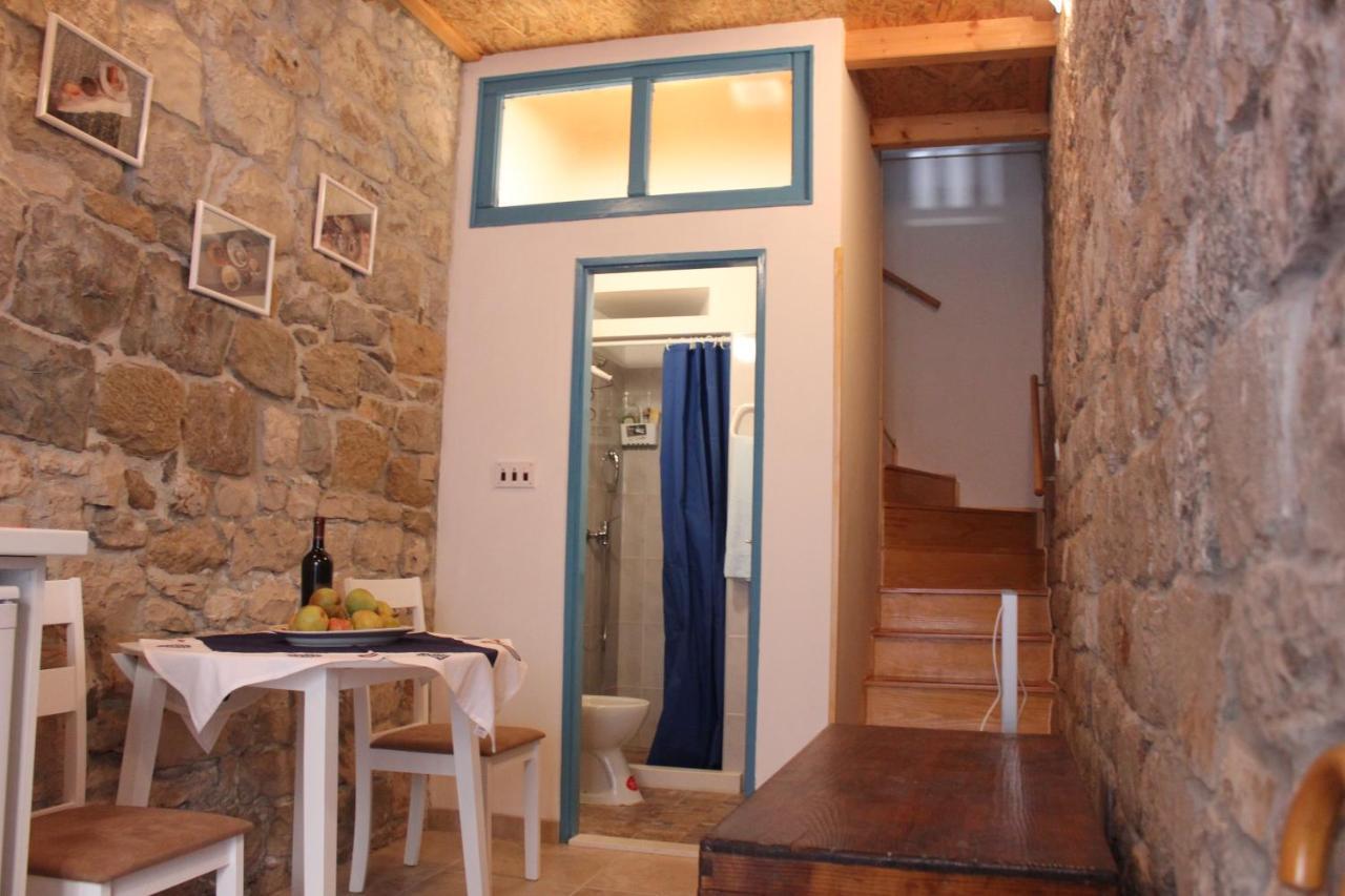Lira - Studio Apartment Trogir Zewnętrze zdjęcie