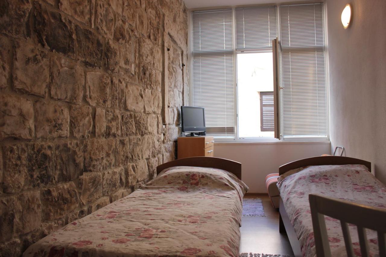 Lira - Studio Apartment Trogir Zewnętrze zdjęcie